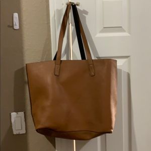 Reversible synthetic leather tote